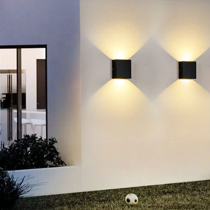 Sensa Motion Wall Light