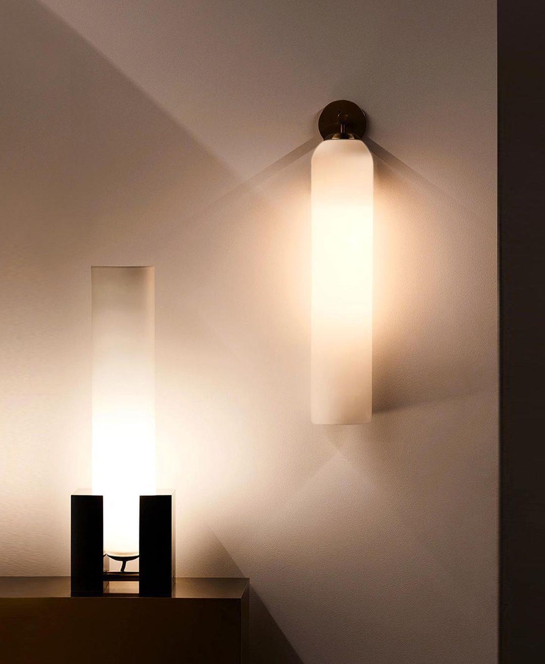 Cleo Art Glass Sconce