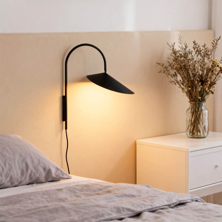 Lieke Petal Wall Sconce