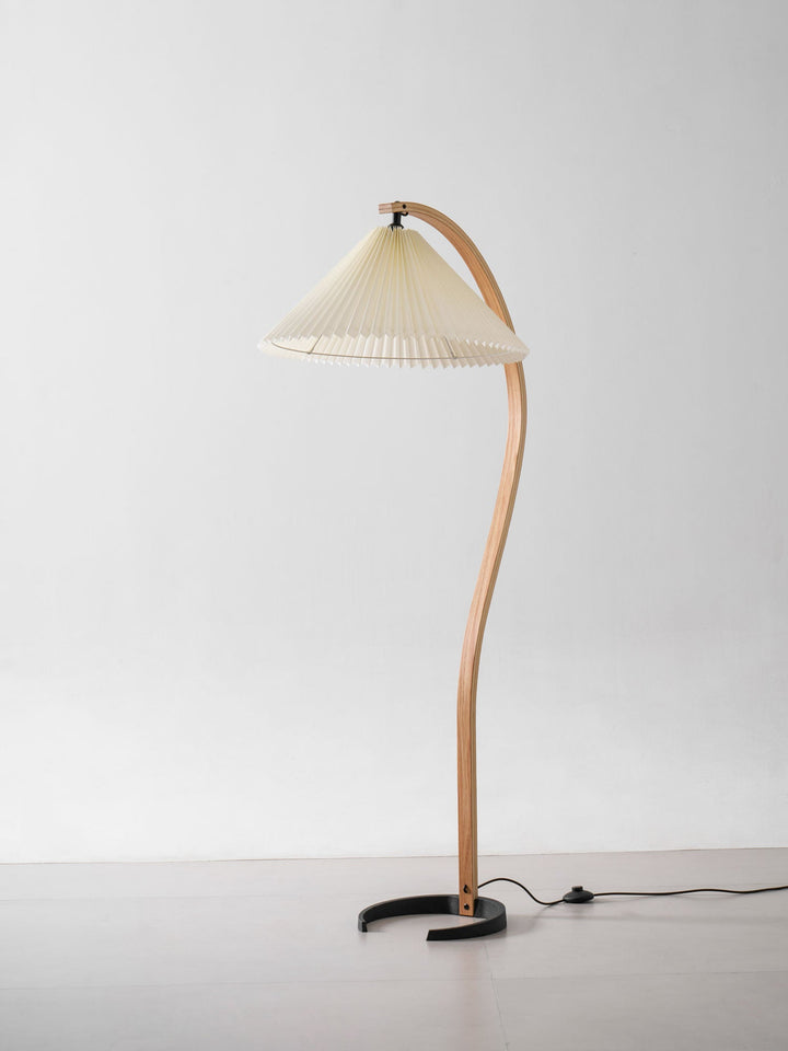 Caprani Arc Floor Lamp