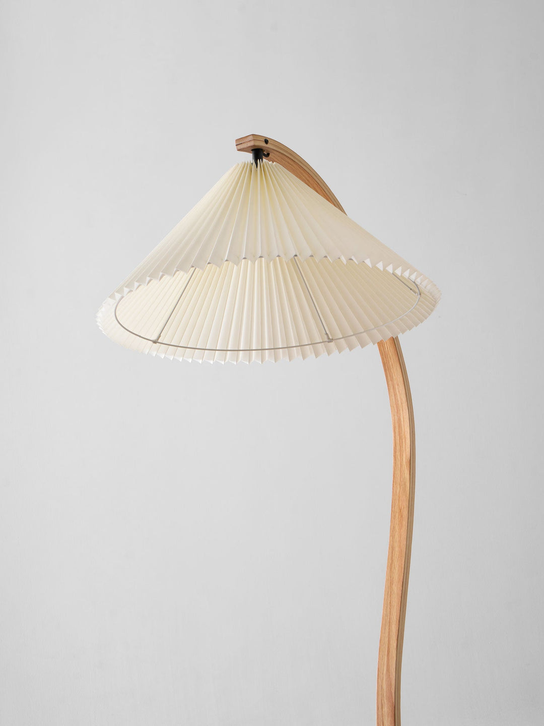Caprani Arc Floor Lamp