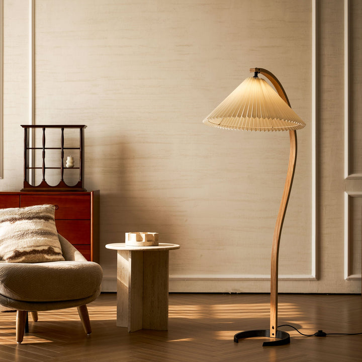 Caprani Arc Floor Lamp