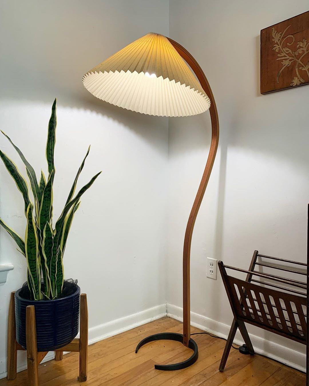 Caprani Arc Floor Lamp