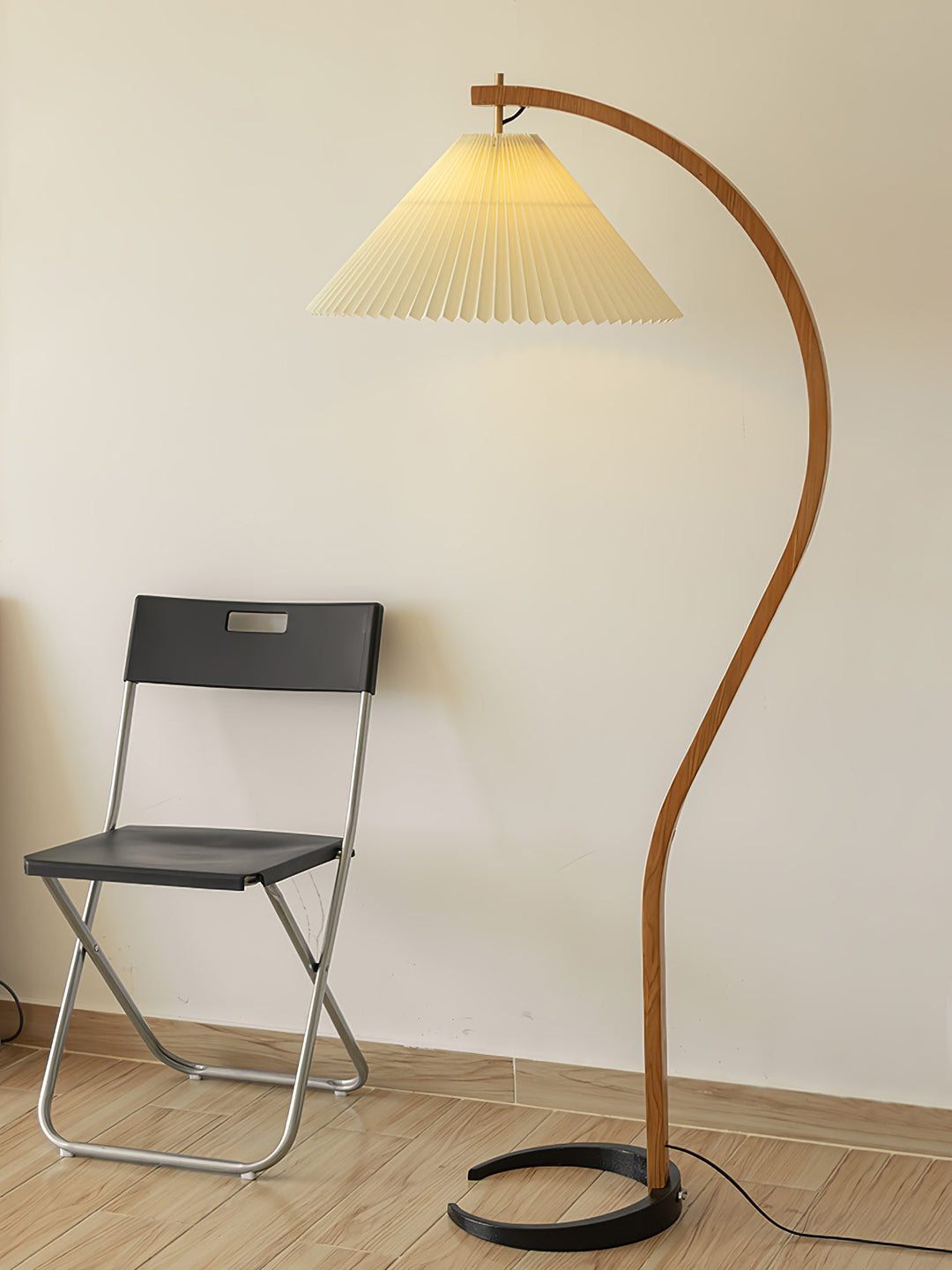 Caprani Arc Floor Lamp