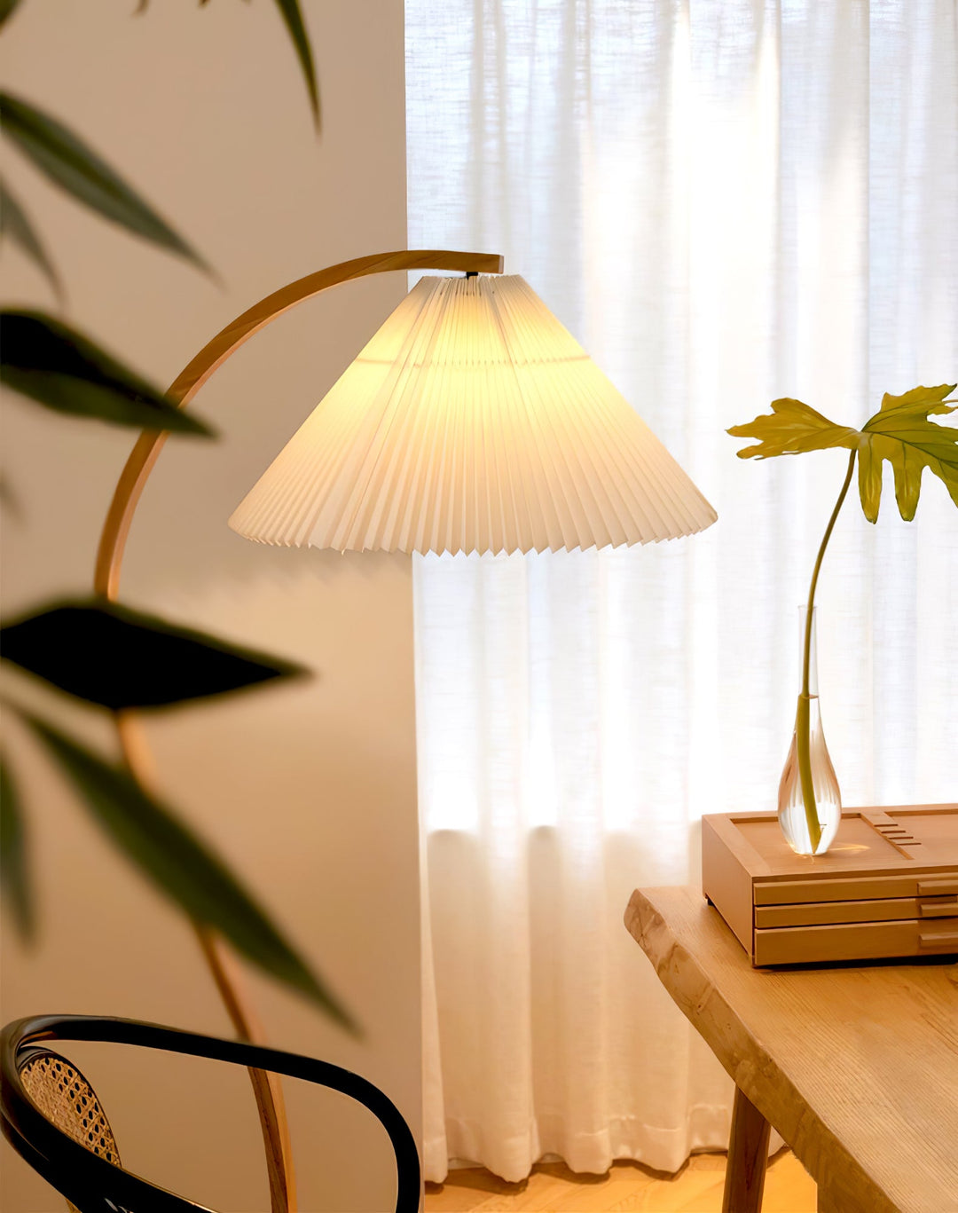 Caprani Arc Floor Lamp