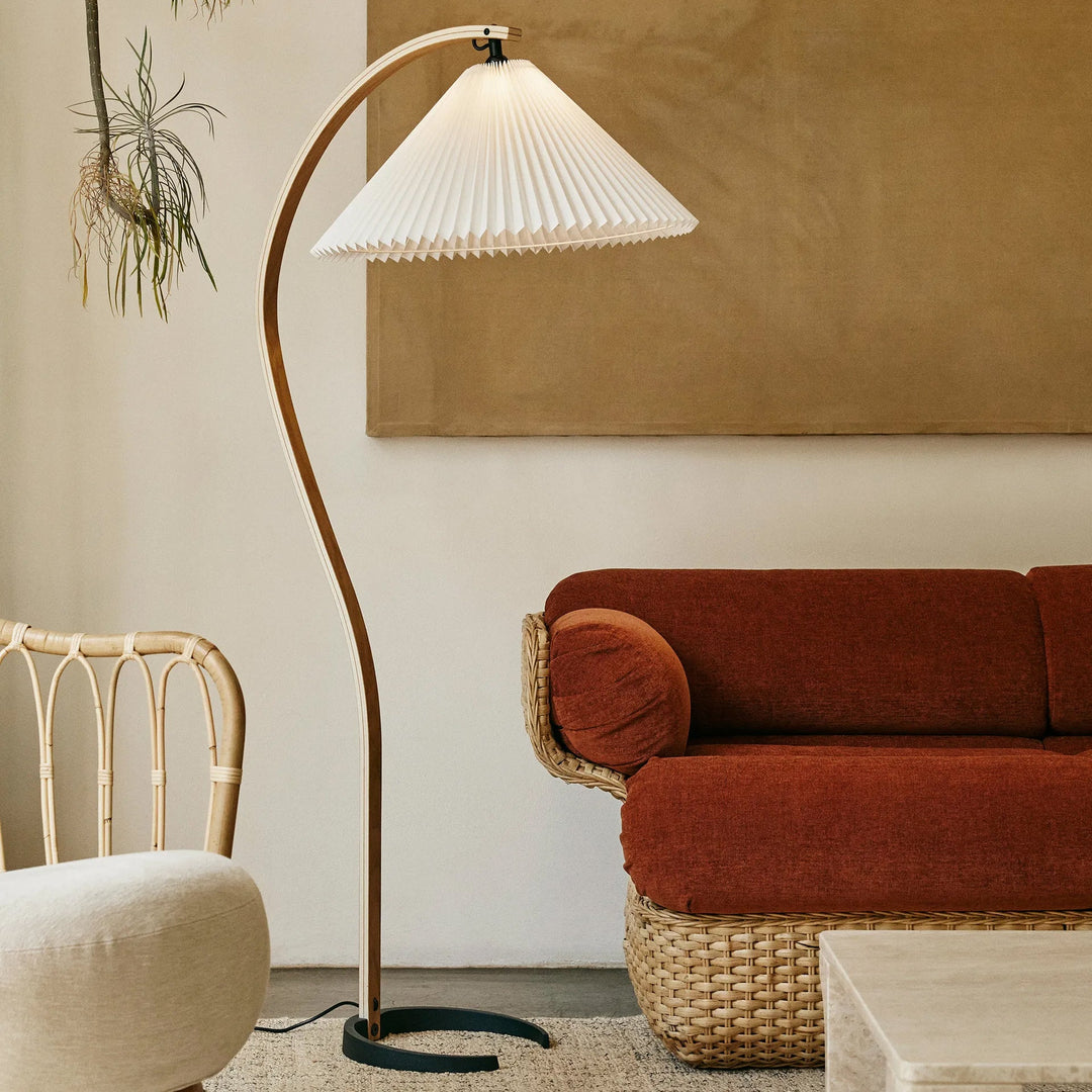 Caprani Arc Floor Lamp