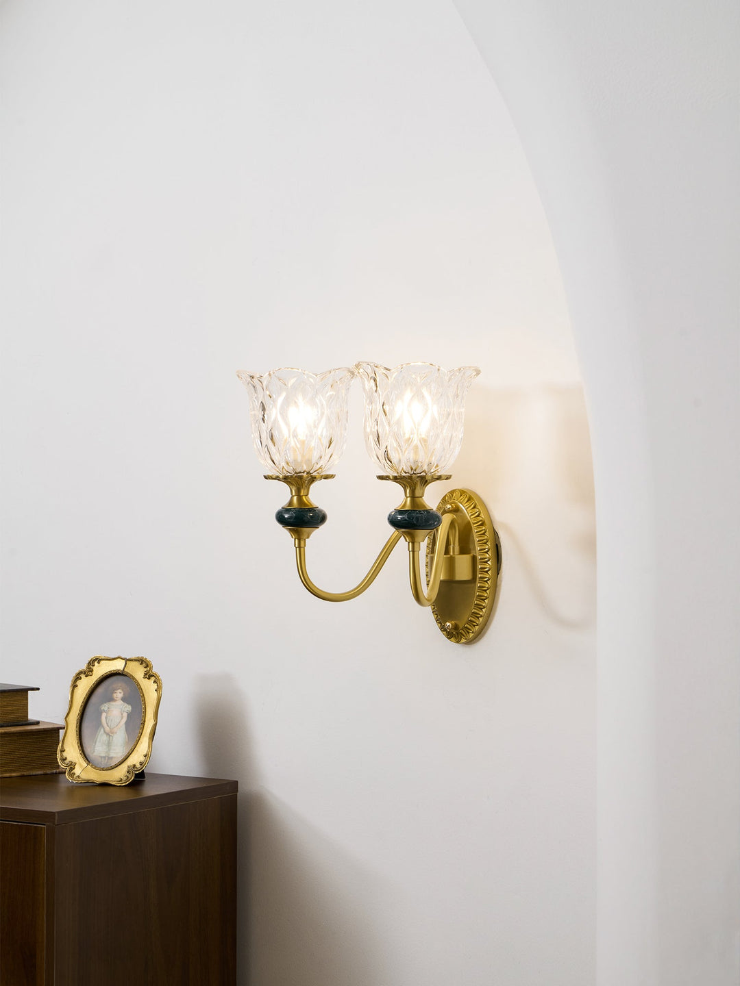 Doris Ceramic Wall Sconce