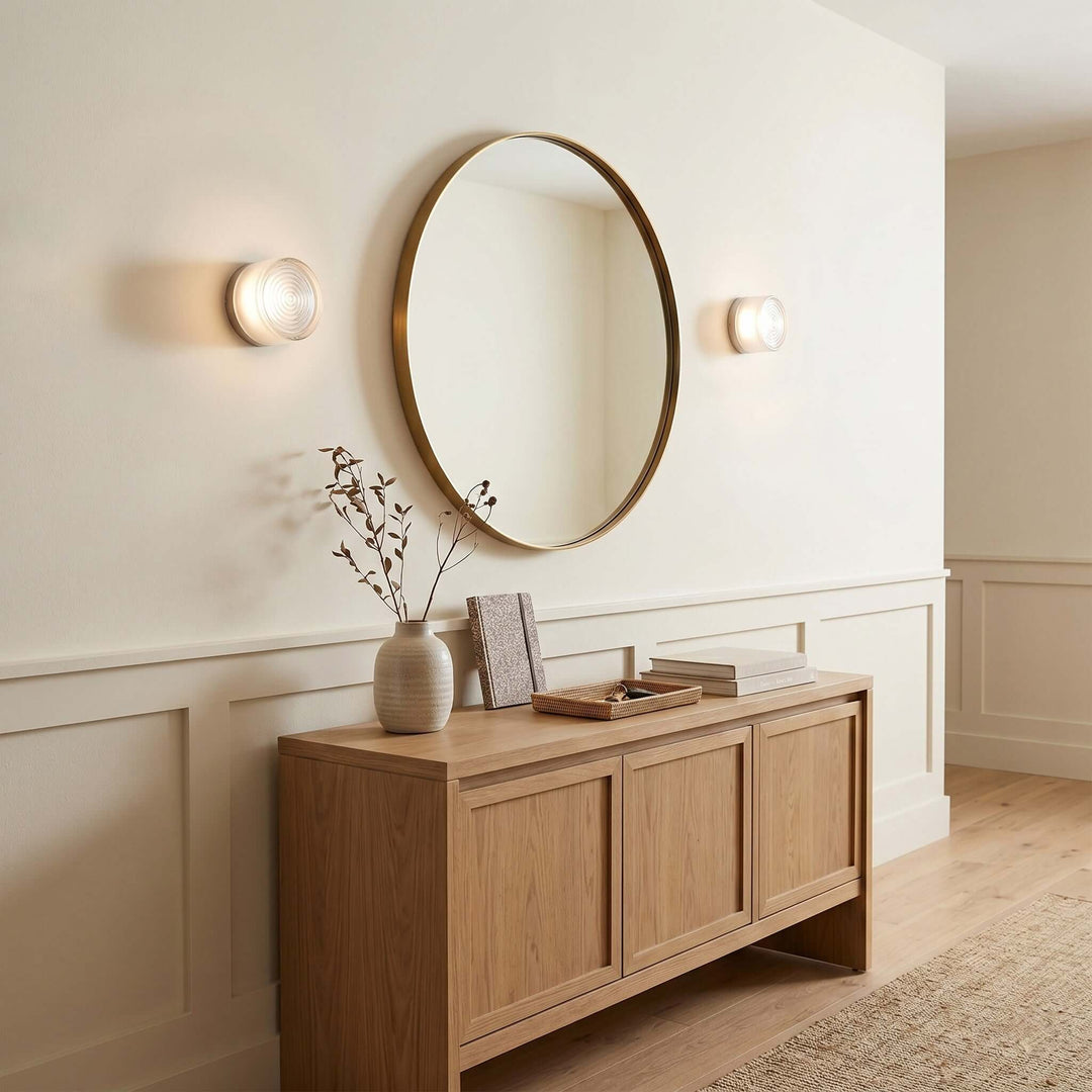 Lova Dimple Wall Sconce
