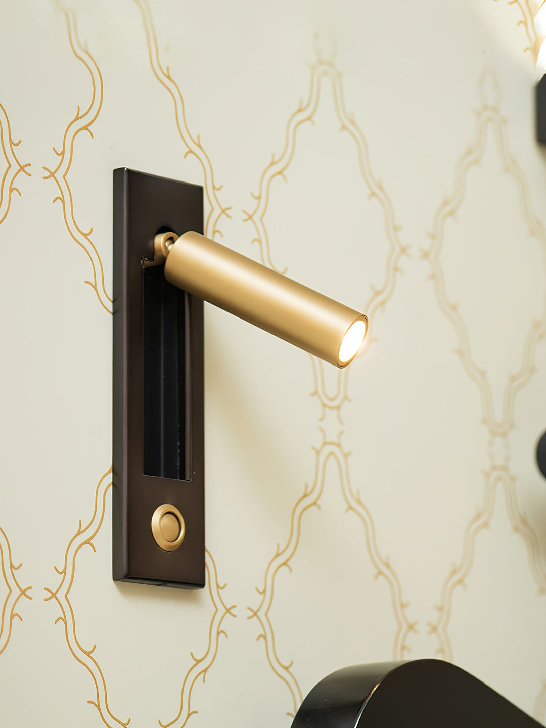 Pelle Folding Bedside Light