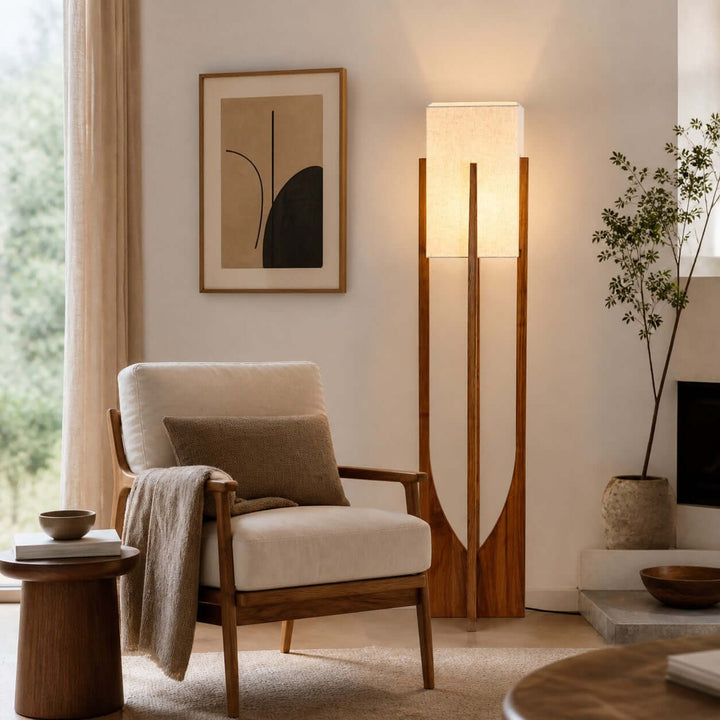 Hugo Tripod Floor Lamp