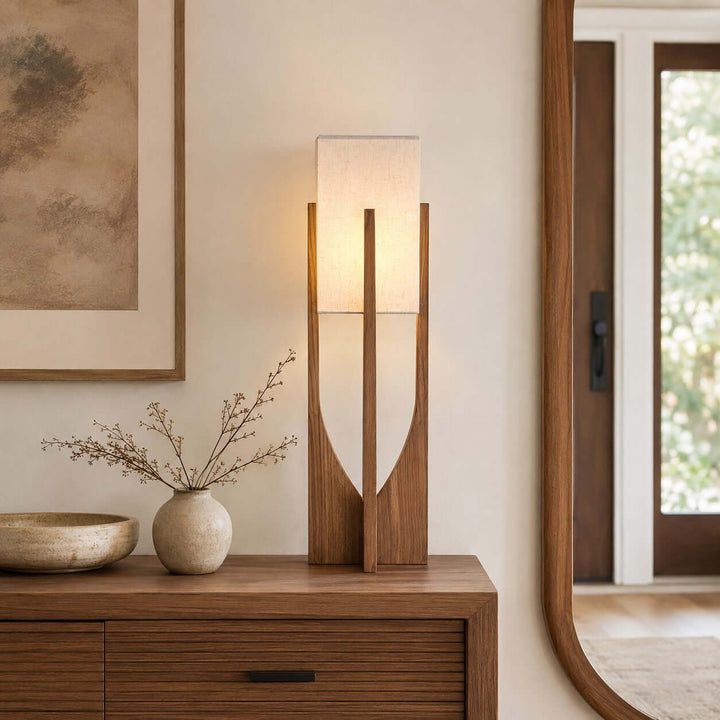 Hugo Tripod Floor Lamp