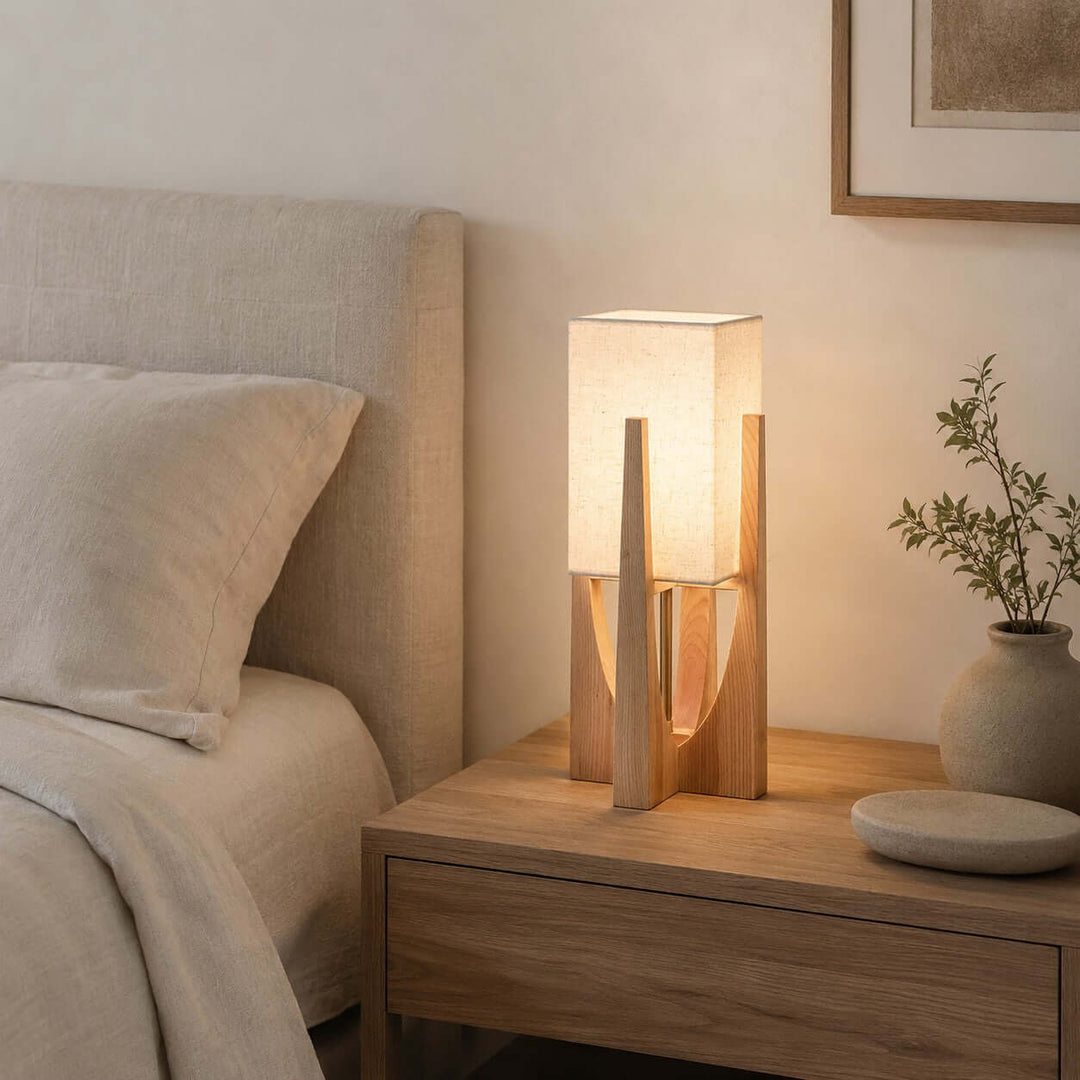 Hugo Tripod Floor Lamp