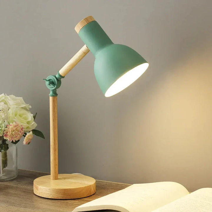 Pivo Desk Lamp