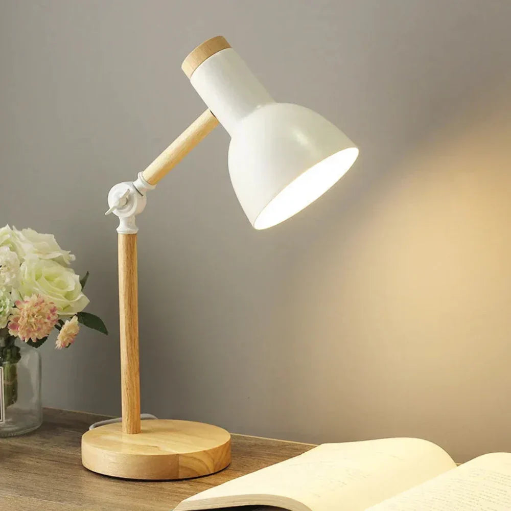 Pivo Desk Lamp