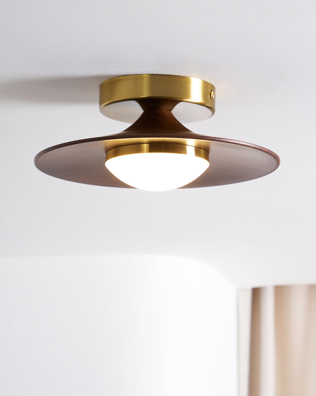 Vento Wood Ceiling Light