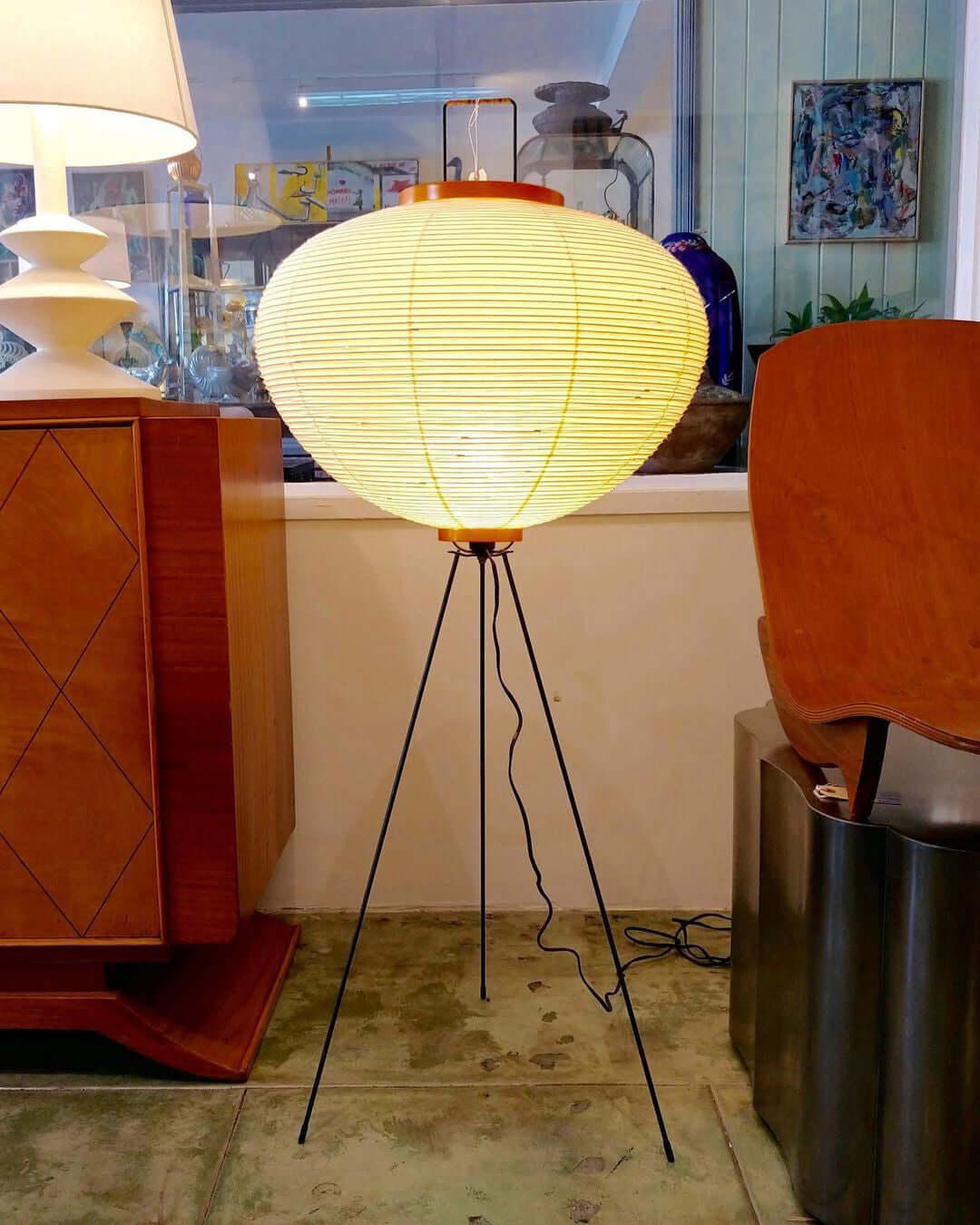 Rice Paper Floor Lamp - Japandi, for Living Room &amp; Reading Nook | Mori