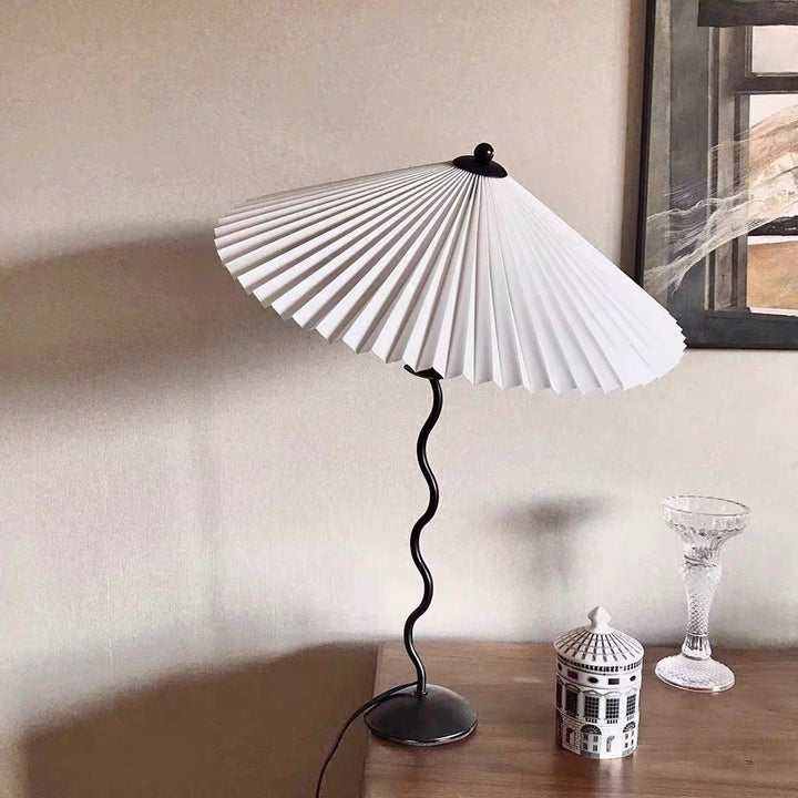 Wiggle Squiggle Table Lamp