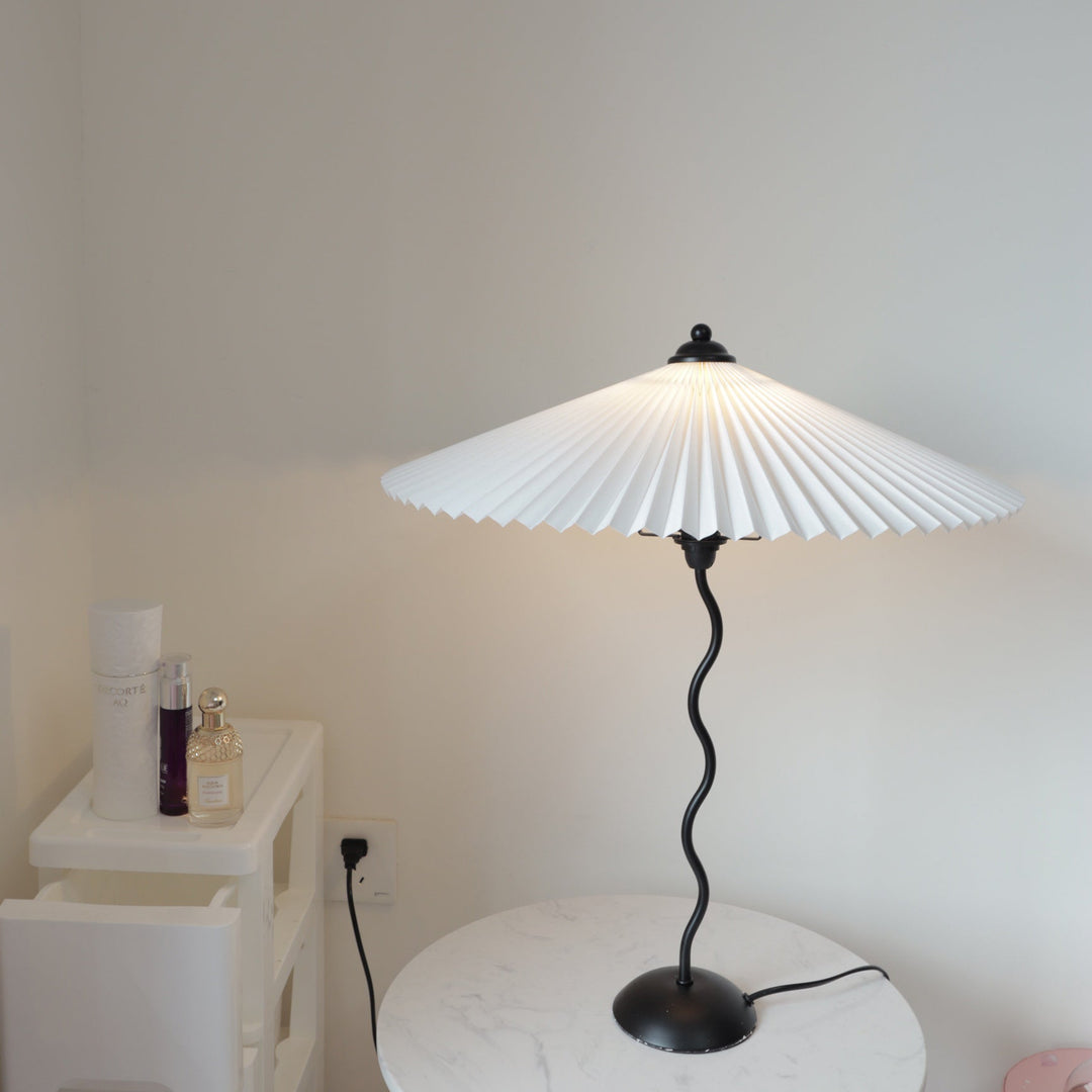 Wiggle Squiggle Table Lamp