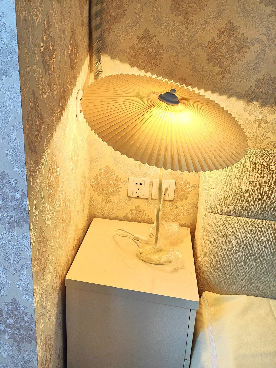 Wiggle Squiggle Table Lamp