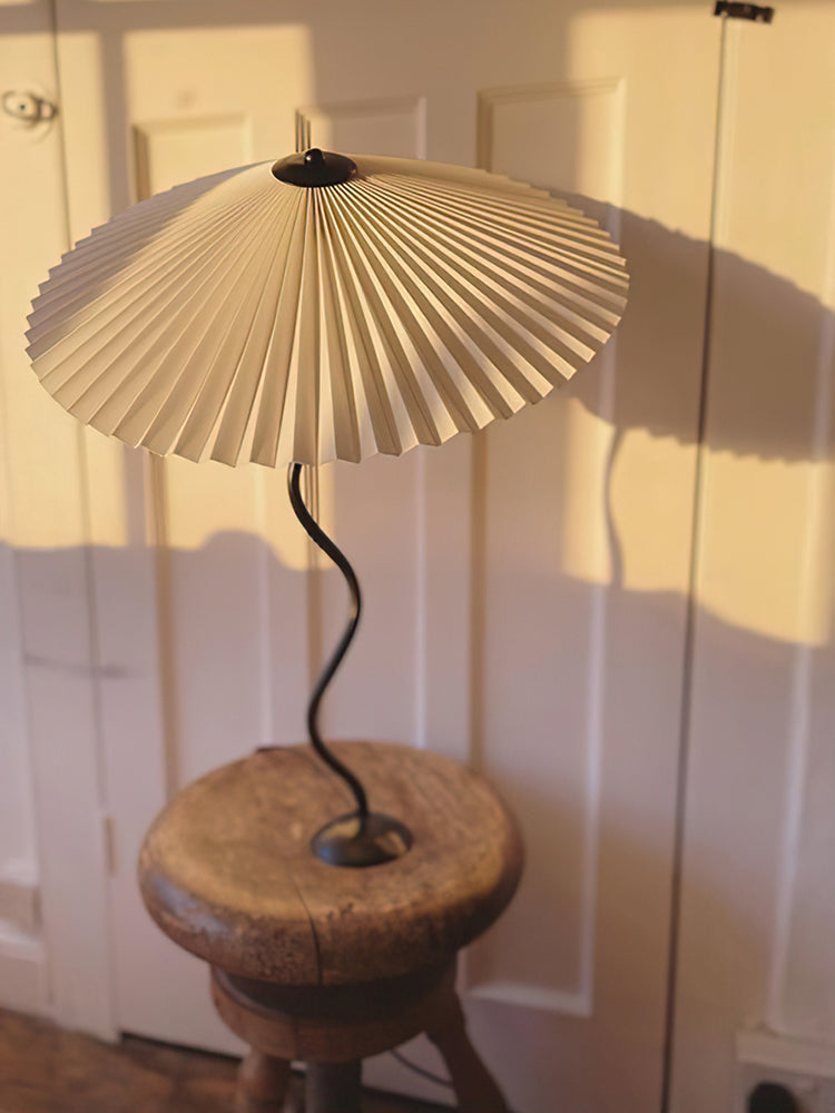Wiggle Squiggle Table Lamp