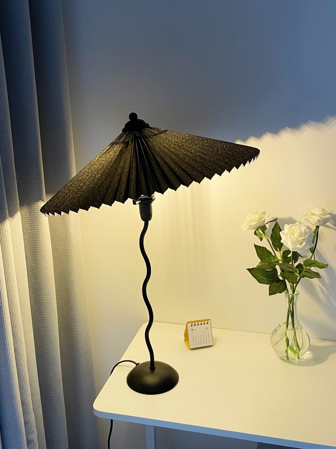 Wiggle Squiggle Table Lamp