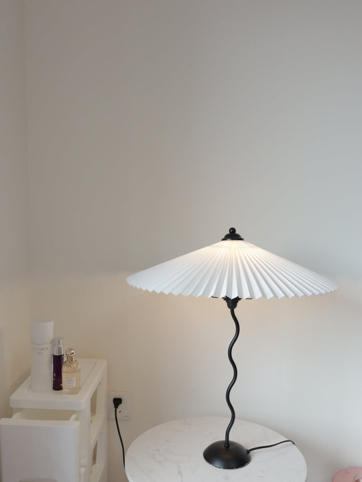 Wiggle Squiggle Table Lamp