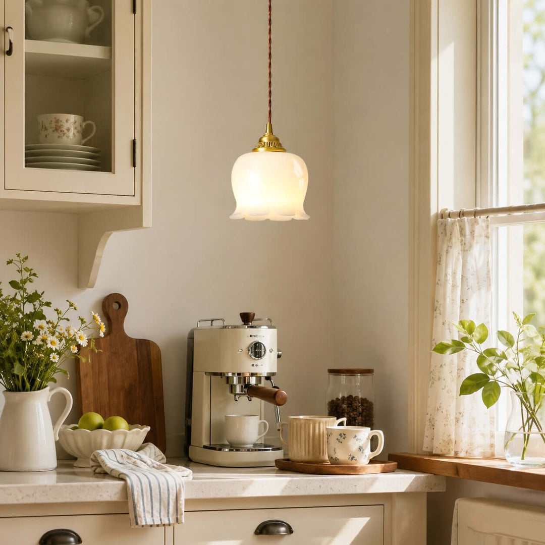 Iris Floral Pendant Lamp