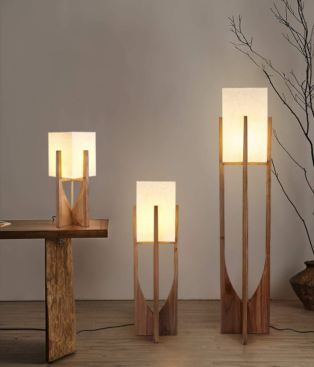 Hugo Tripod Floor Lamp