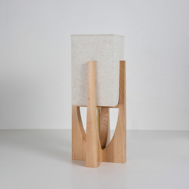 Hugo Tripod Floor Lamp