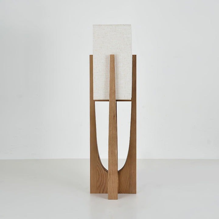 Hugo Tripod Floor Lamp