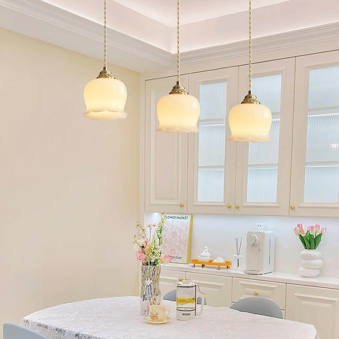 Iris Floral Pendant Lamp