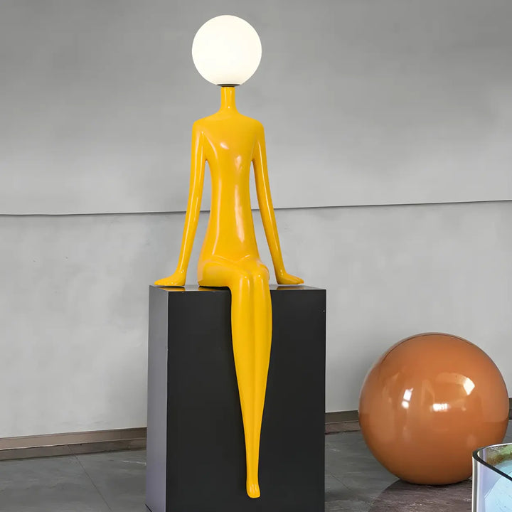 Lex Statue Floor Lamp